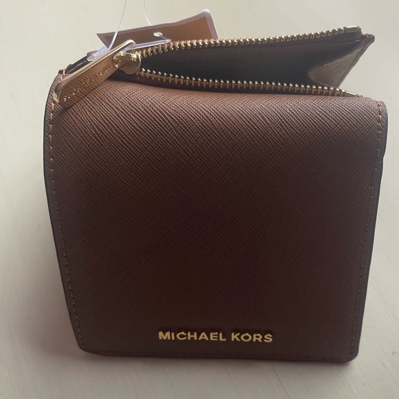 Michael Kors Carryall Flap Card Case Wallet Leather - Picture 6 of 7